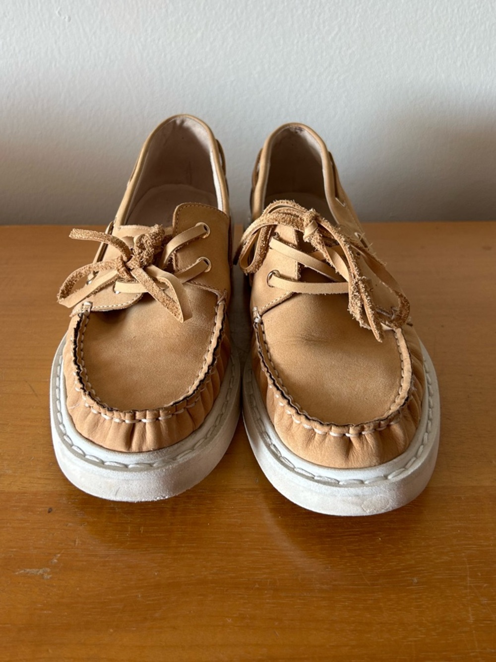 CECELIA NEW YORK Reedy Boat Shoe Loafer Camel Tan Leather Preppy Coastal Sz 6.5